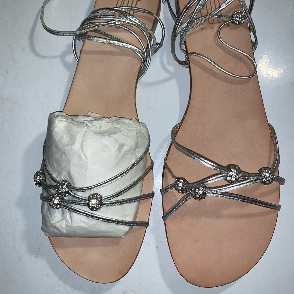 Pelle Moda sandals